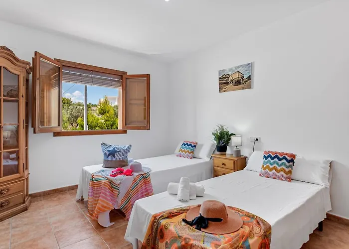 Villa Caseta De Sau - Plusholidays