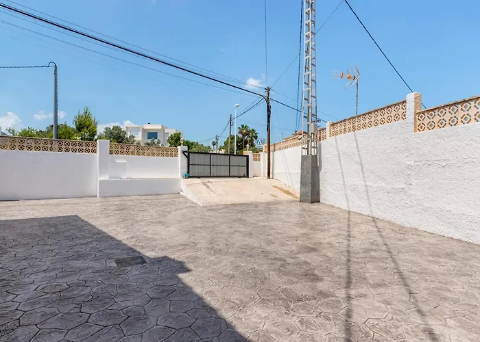 Villa Caseta De Sau - Plusholidays